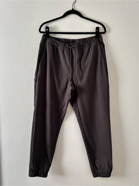 BYLT Basics Men’s Performance Joggers Drawstring Waist Tie Pockets Charcoal Grey